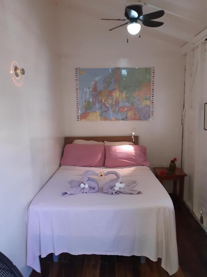 הופקינס The Funky Dodo Backpackers Hostel מראה חיצוני תמונה