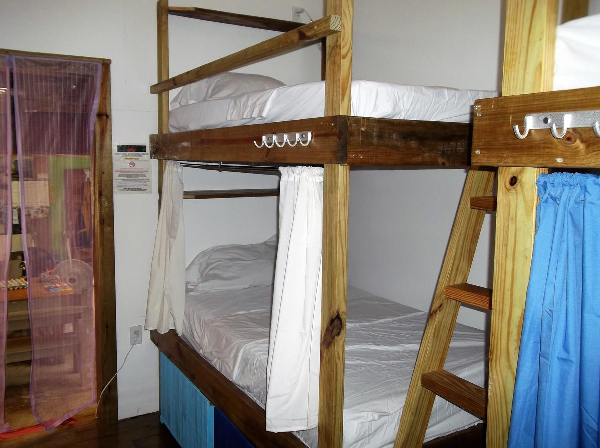 הופקינס The Funky Dodo Backpackers Hostel מראה חיצוני תמונה